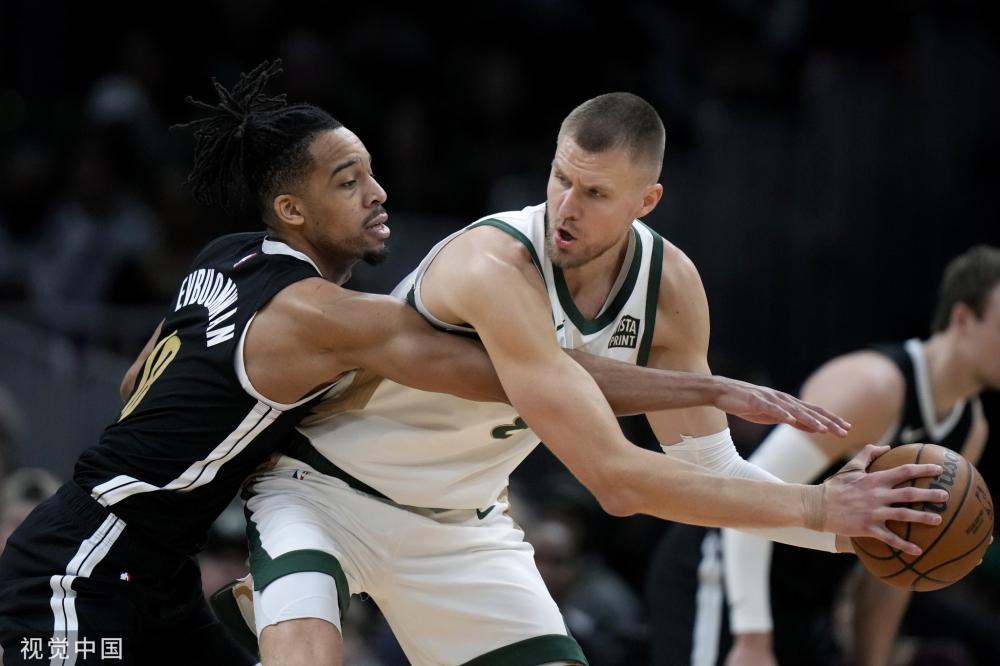 让年轻球员 让年轻球员