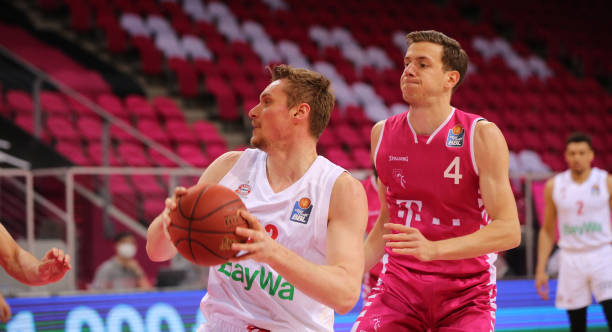 赛中直播 赛中直播